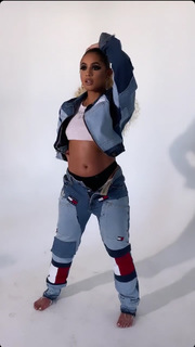 DaniLeigh feet photo 1