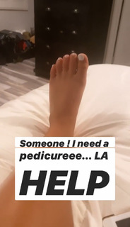 DaniLeigh feet photo 19