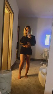 DaniLeigh feet photo 15
