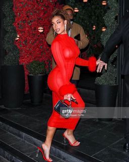 DaniLeigh feet photo 8