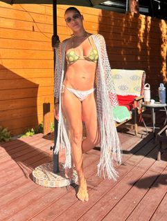 Dania Ramirez feet photo 11