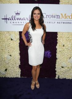 Danica McKellar feet photo thumbnail