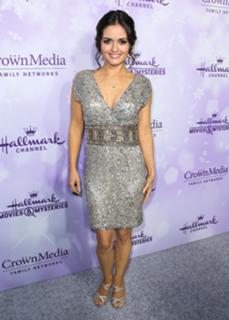 Danica McKellar feet photo thumbnail
