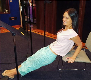 Danica McKellar feet photo thumbnail