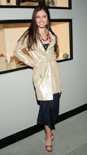 Danica McKellar feet photo thumbnail