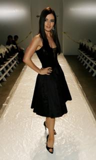 Danica McKellar feet photo thumbnail