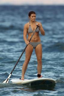 Danica Patrick feet photo thumbnail