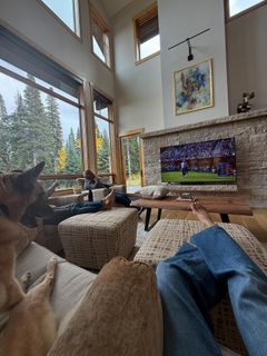 Danica Patrick feet photo thumbnail