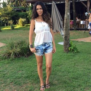 Daniela Albuquerque feet photo 14
