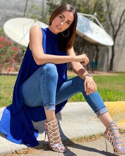 Daniela Baeza feet photo 3