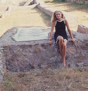 Daniela Bianchi feet photo 14