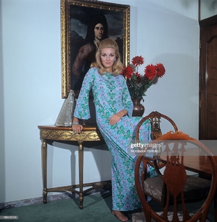 Daniela Bianchi feet photo 5