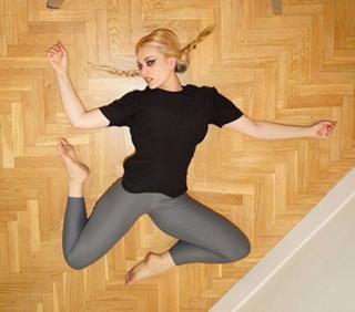 Daniela Blume feet photo 11