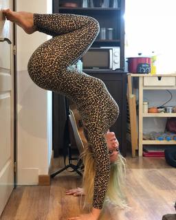 Daniela Blume feet photo 10