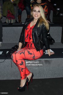 Daniela Blume feet photo 5