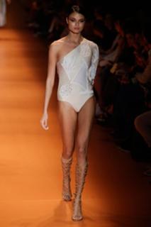 Daniela Braga feet photo 6