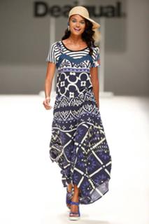 Daniela Braga feet photo 7