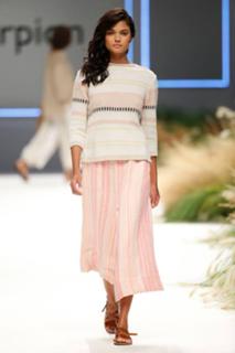 Daniela Braga feet photo 4