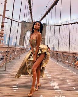 Daniela Braga feet photo 8