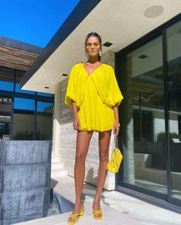 Daniela Braga feet photo 1