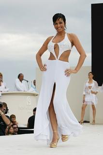 Daniela Cardone feet photo 11
