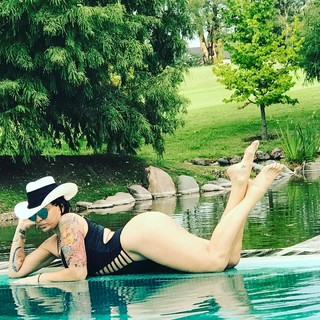 Daniela Cardone feet photo 2