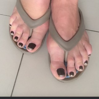 Daniela Cardone feet photo 4
