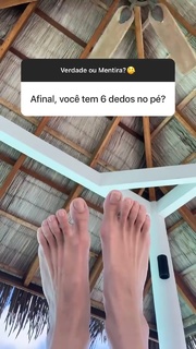 Daniela Cicarelli feet photo 6
