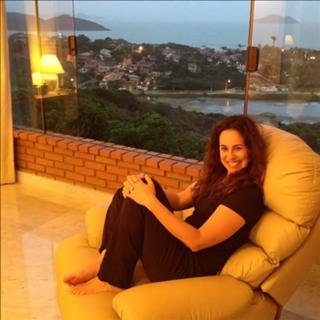 Daniela Escobar feet photo 19