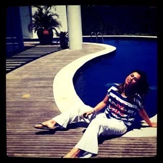 Daniela Escobar feet photo 5