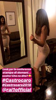 Daniela Ferolla feet photo 1