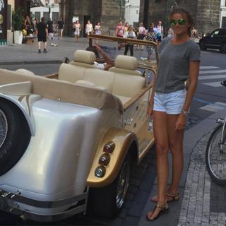 Daniela Hantuchová feet photo thumbnail