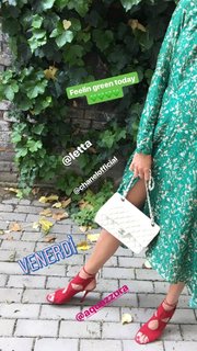Daniela Hantuchová feet photo thumbnail