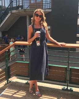 Daniela Hantuchová feet photo thumbnail