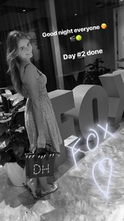 Daniela Hantuchová feet photo thumbnail