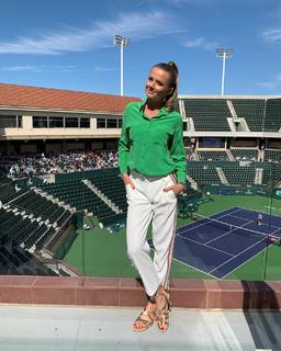 Daniela Hantuchová feet photo thumbnail