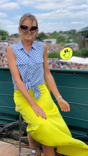 Daniela Hantuchová feet photo thumbnail