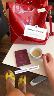 Daniela Hantuchová feet photo thumbnail