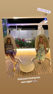 Daniela Hantuchová feet photo thumbnail