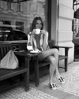Daniela Hantuchová feet photo thumbnail