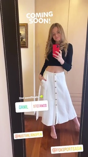 Daniela Hantuchová feet photo thumbnail