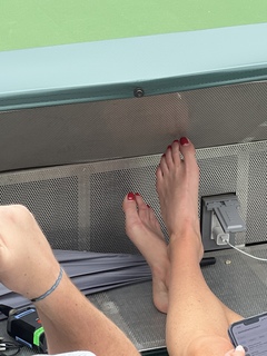 Daniela Hantuchová feet photo thumbnail