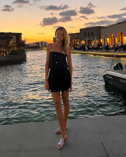 Daniela Hantuchová feet photo thumbnail