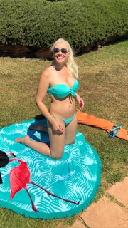 Daniela Katzenberger feet photo thumbnail