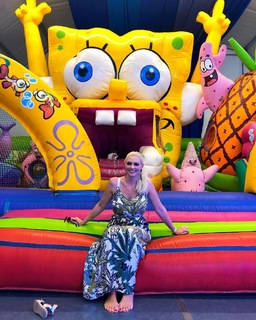 Daniela Katzenberger feet photo thumbnail