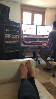 Daniela Katzenberger feet photo thumbnail