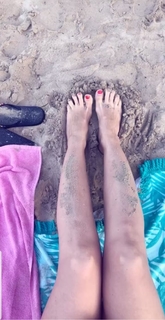 Daniela Katzenberger feet photo thumbnail