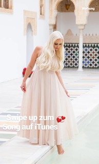 Daniela Katzenberger feet photo thumbnail