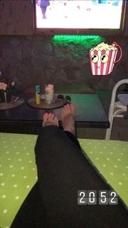 Daniela Katzenberger feet photo thumbnail