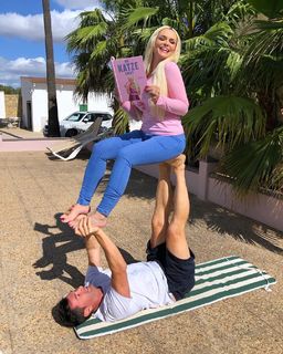 Daniela Katzenberger feet photo thumbnail